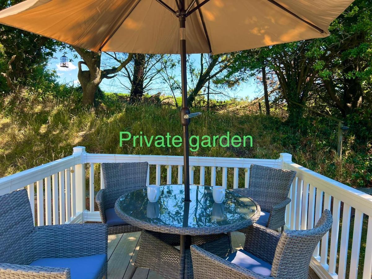 Jungle Lodge Lymington Luaran gambar